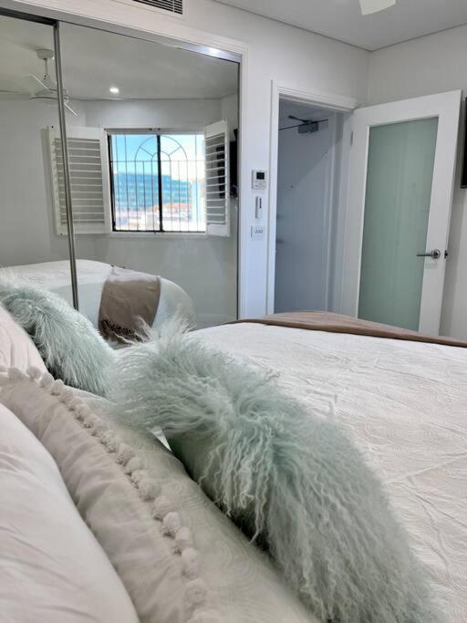 Bondi Beach Waves Beachfront Apartment Sydney Eksteriør billede