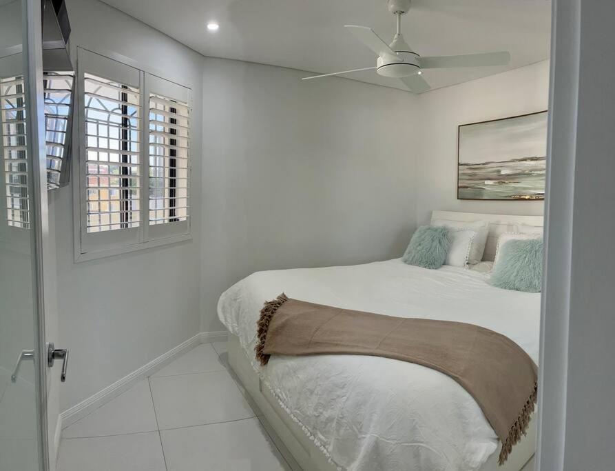 Bondi Beach Waves Beachfront Apartment Sydney Eksteriør billede