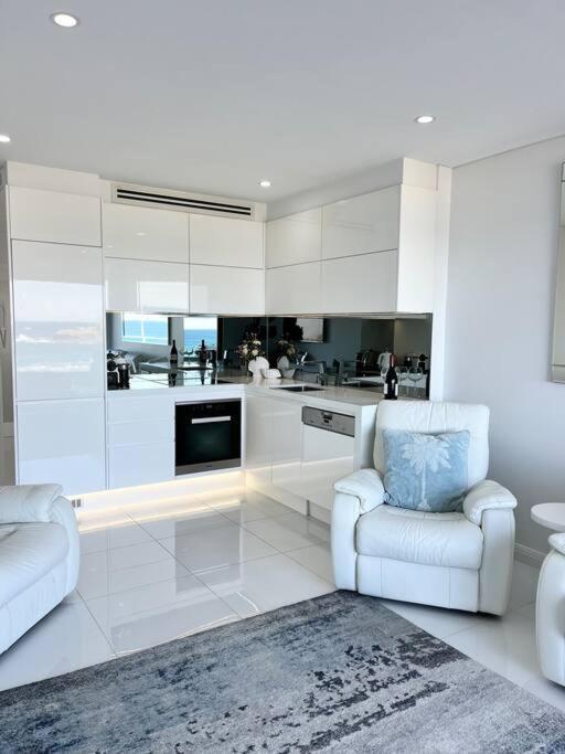 Bondi Beach Waves Beachfront Apartment Sydney Eksteriør billede
