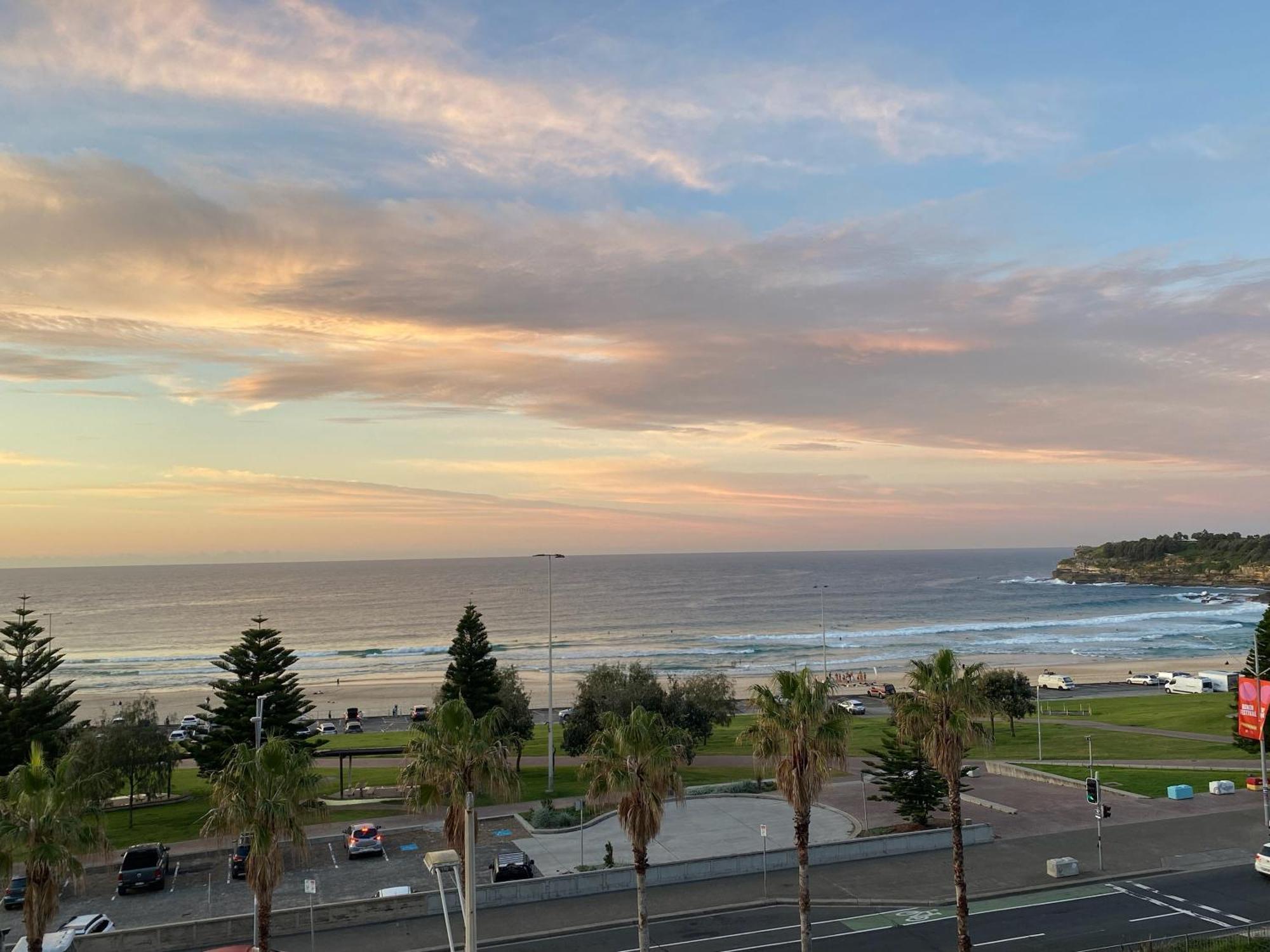 Bondi Beach Waves Beachfront Apartment Sydney Eksteriør billede